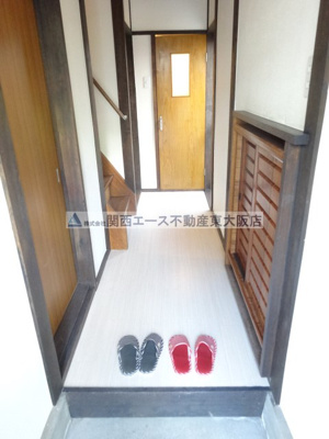 【玄関】 | 東石切町2丁目貸家