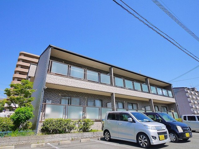 シルクローランならやまの外観