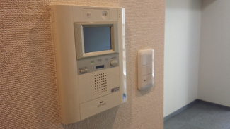 【設備】 | 鳴尾マンション（鳴尾駅・武庫川女子大・兵庫医大） | ＴＶモニターホン