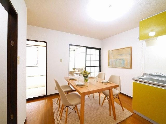 平松ハイツAの居間・リビング|CGで家具等を配置したもので家具等は含まれません。