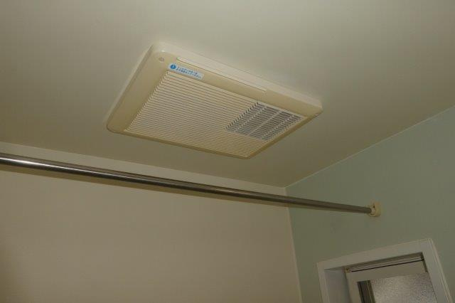 ベル　アンジュＢの浴室|浴室乾燥機