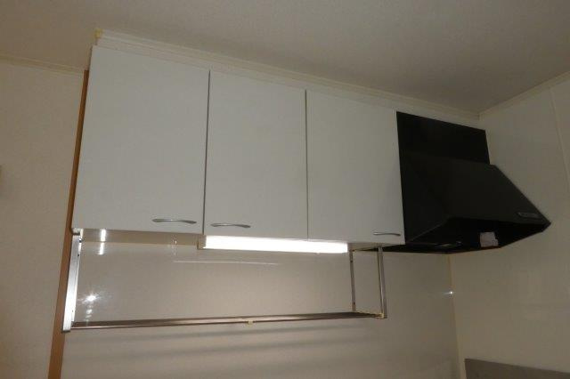 ベル　アンジュＢのキッチン|吊戸