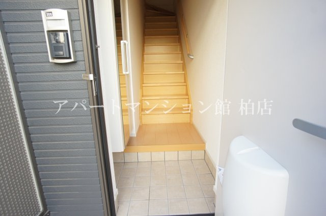 プラムヒルズⅠの玄関