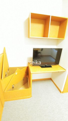 【設備】 | リムジン | 液晶テレビ付き