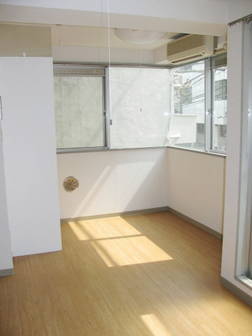 ベルスコーポの洋室|※写真は同タイプの別室になります