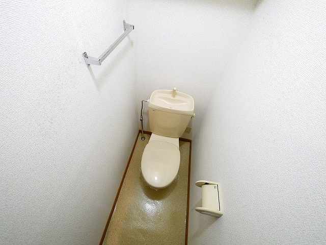 グランドールのトイレ|ゆったりとした空間のトイレです