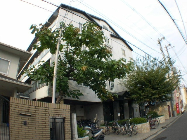 上小阪ＣＴスクエア　(近大　一人暮らし)の外観