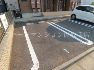 【駐車場】