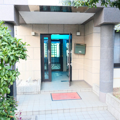 【エントランス】 | シュプレーム堺