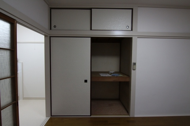 新谷荘の収納