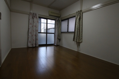 【洋室】 | 新谷荘