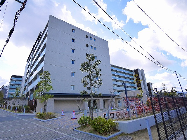 ローレルスクエア学園前サウスレジデンスの外観|きれいな外観です
