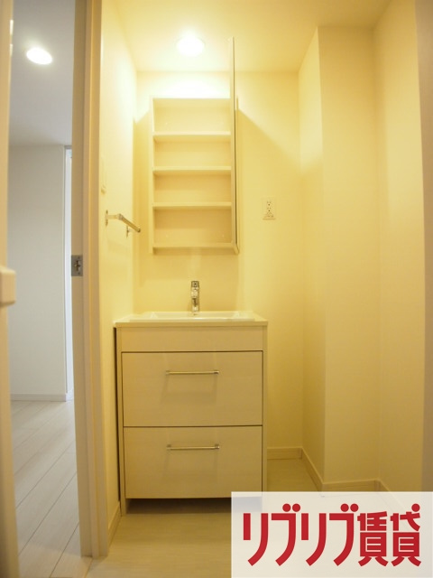 リブリ・ルームス弁天3の洗面所