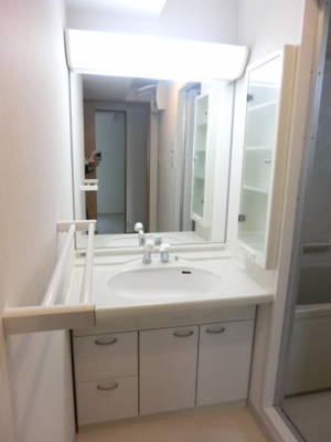 【洗面所】 | シャトーレスポワール