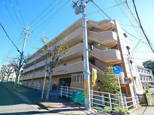 ラ・サンフォニーの外観