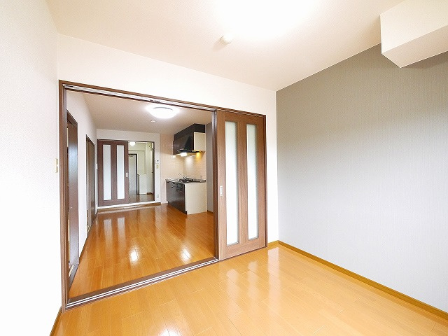 ラ・サンフォニーの居間・リビング