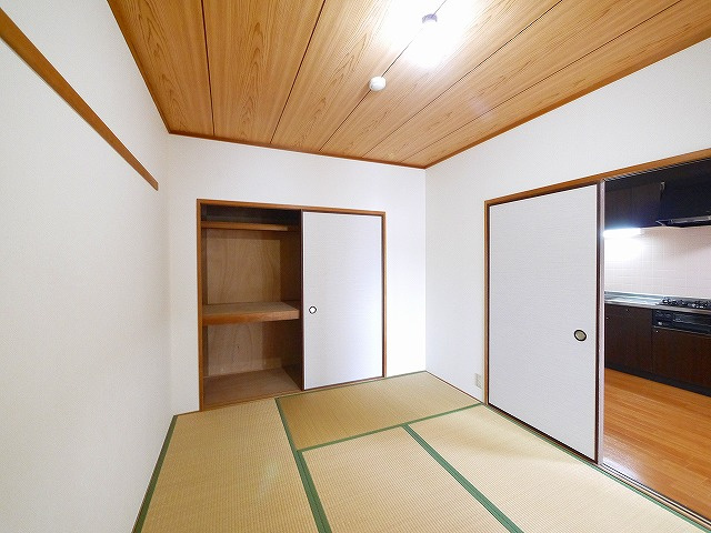 ラ・サンフォニーの和室