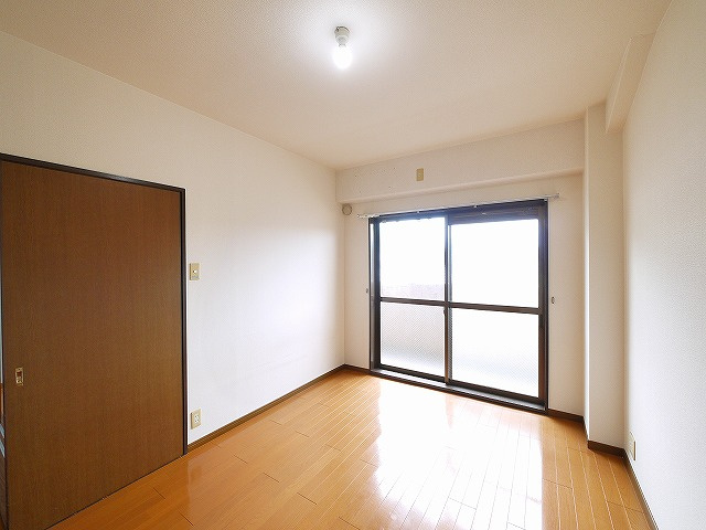 ラ・サンフォニーの洋室