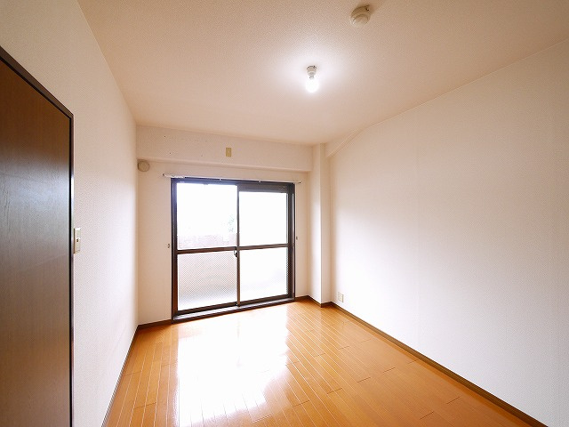 ラ・サンフォニーの洋室