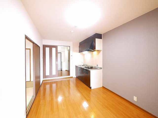 ラ・サンフォニーの居間・リビング