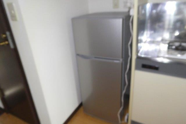 デュエル倉敷Ⅱのキッチン|冷蔵庫（撤去相談可）