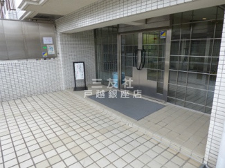 【エントランス】