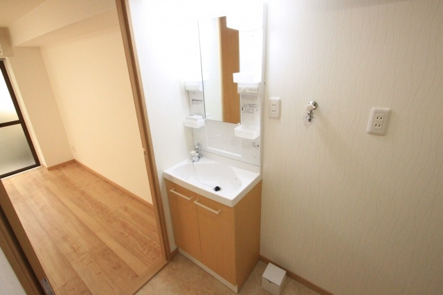 メゾンウィング ( 近畿大学 一人暮らし )の独立洗面台