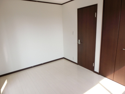 【洋室】 | ウェルピアヤマサキⅡ