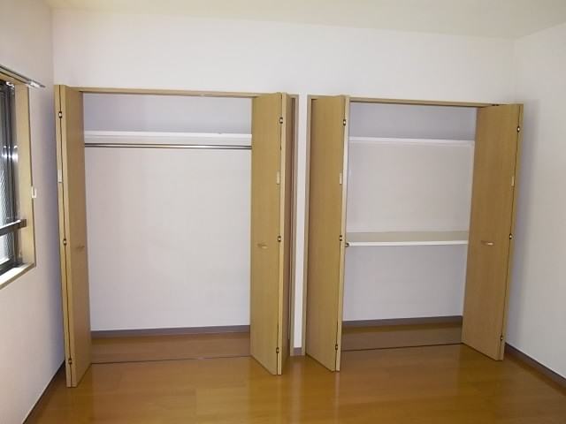 メゾンドールKの収納