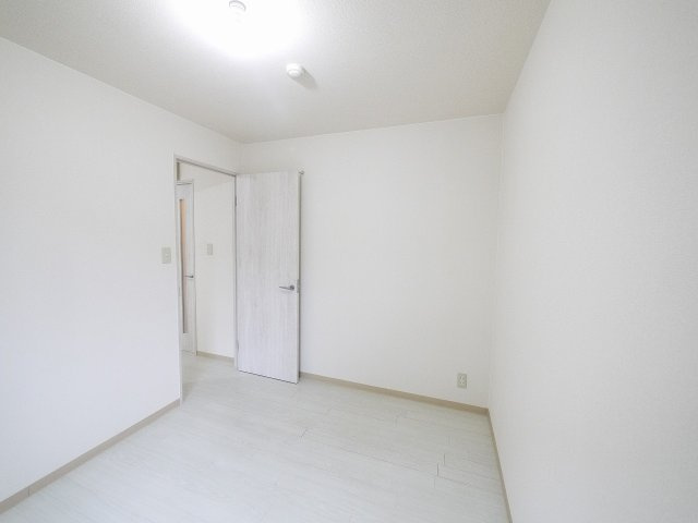 ルミエール四条の寝室|寝室にぴったりのお部屋です