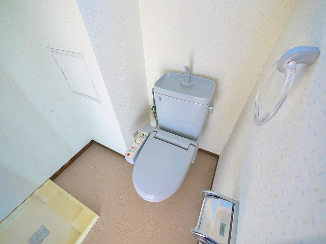メゾン・ド・ボヌールのトイレ|落ち着いたトイレです