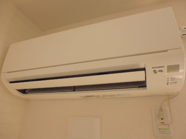 倉敷市北畝６丁目のアパートの設備|エアコン