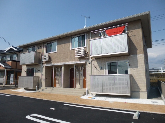 総社市門田のアパートの外観