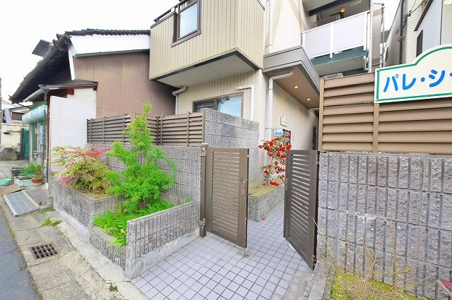 パレ・シャルムのエントランス|建物入り口はこちらです。
