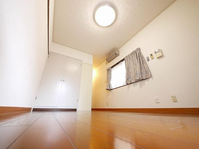 徳丸ハイツBの洋室
