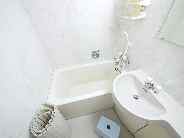 徳丸ハイツBの浴室