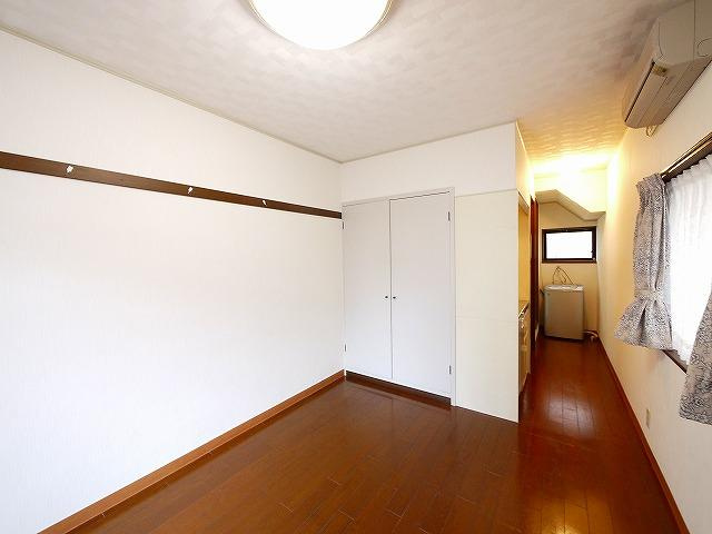 徳丸ハイツBの居間・リビング