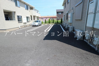 【駐車場】