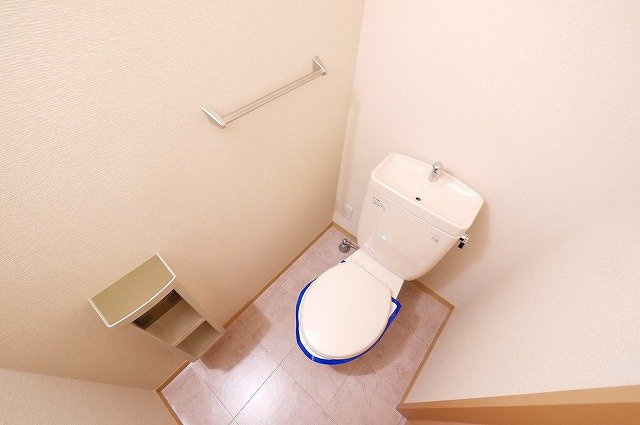 ピュアコート相楽台Ⅰ・Ⅱのトイレ|すっきりしたトイレです。