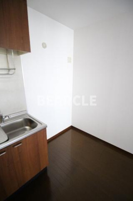 【内装】 | アトランティス醍醐