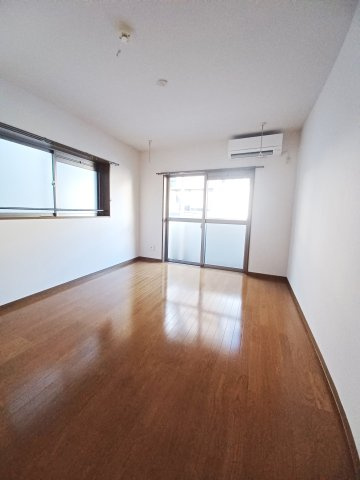 ヴィヴァーチェの洋室|※写真は同タイプの別室になります