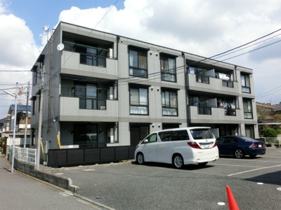 【外観】 | ＫＳグランメール汐見台 | ＫＳ．グランメール汐見台　鉄骨造3階建て　南東向き