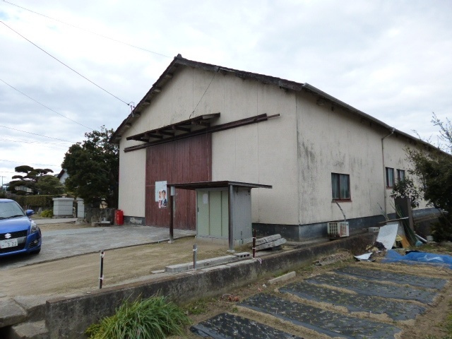 倉敷市連島町西之浦の倉庫の外観