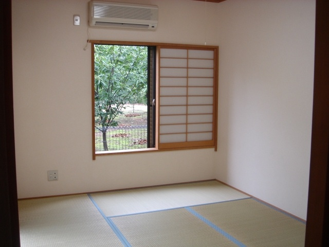 花小金井3丁目貸家の和室