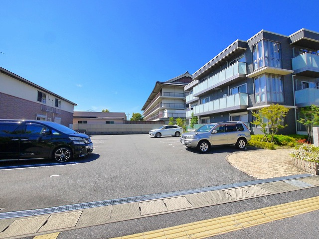 ｎｏｉｒ　ｂｌａｎｃの駐車場|駐車場です