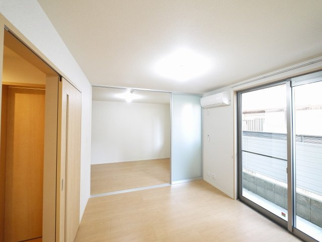 シャーメゾン七条の居間・リビング|ゆったり過ごせるリビングです