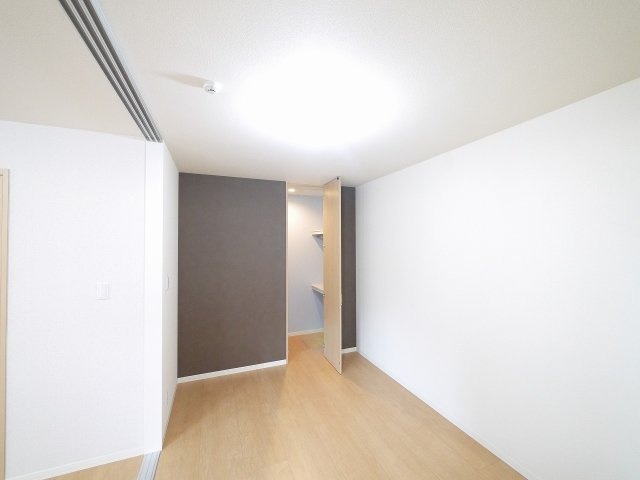 シャーメゾン七条の洋室|きれいな洋室です