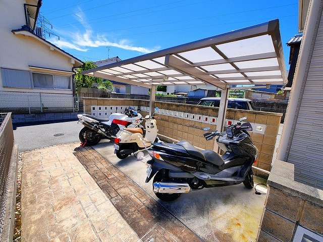 シャーメゾン七条のその他共用部分|自転車置き場