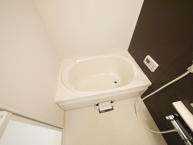 シャーメゾン七条の浴室|日々の疲れを癒すお風呂付です