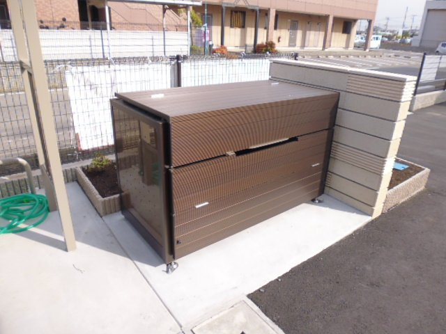 ポレールオリオンのその他共用部分|敷地内専用ゴミステーション